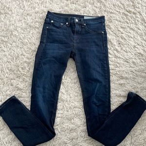 Rag & Bone 10” skinny Jean in Lynwood size 26